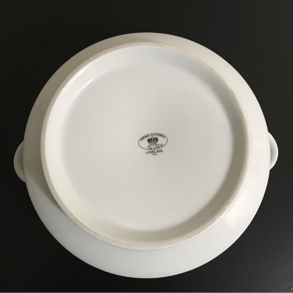 Crown Victoria Fine China Lovelace Covered Casserole Dish Pot | Platinum Trim - Picture 10 of 13